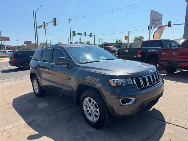 2020 jeep grand cherokee laredo