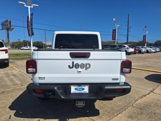 2021 jeep gladiator overland