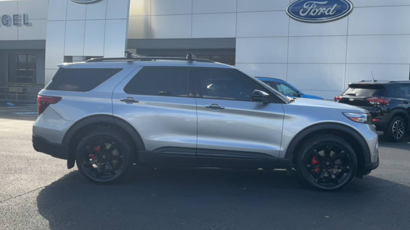 2020 ford explorer st