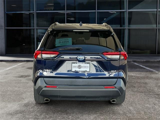 2020 toyota rav4 hybrid xle