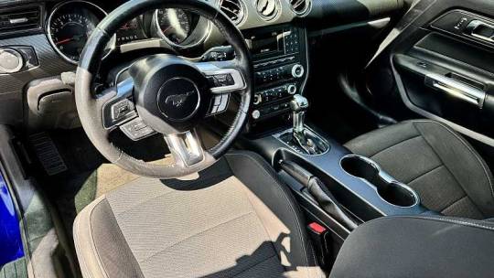 2016 ford mustang v6