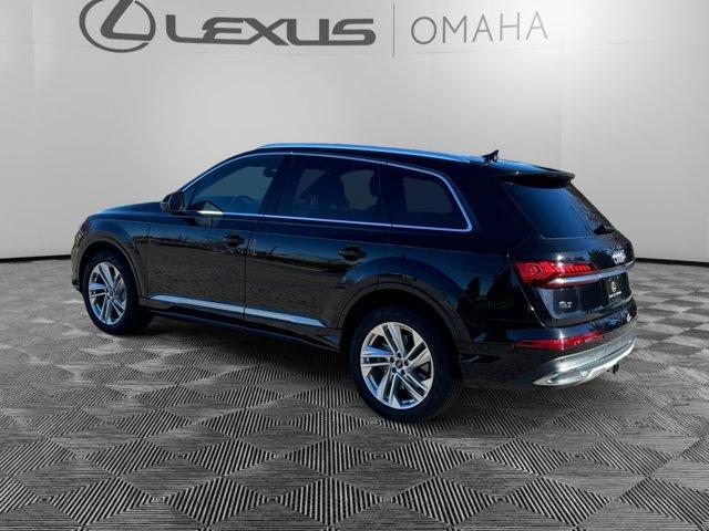 2021 audi q7 55 premium