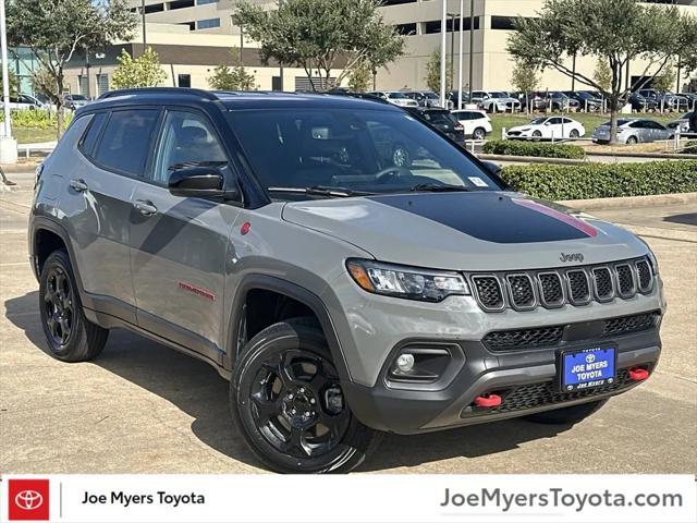 2023 jeep compass trailhawk