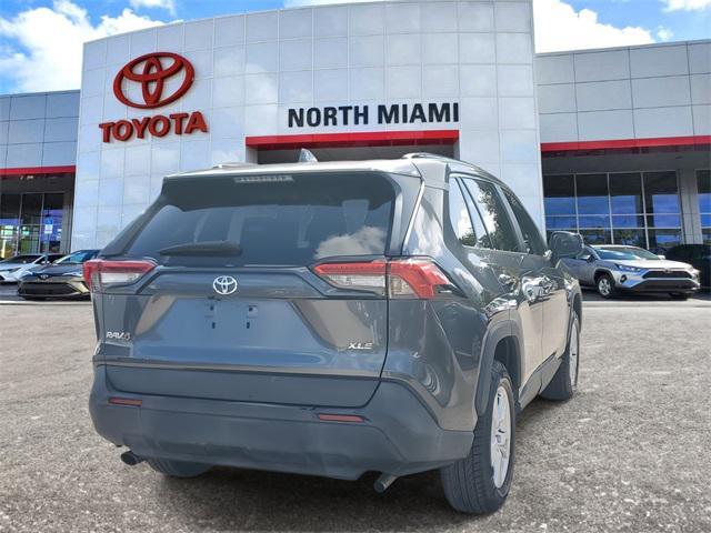 2021 toyota rav4 xle