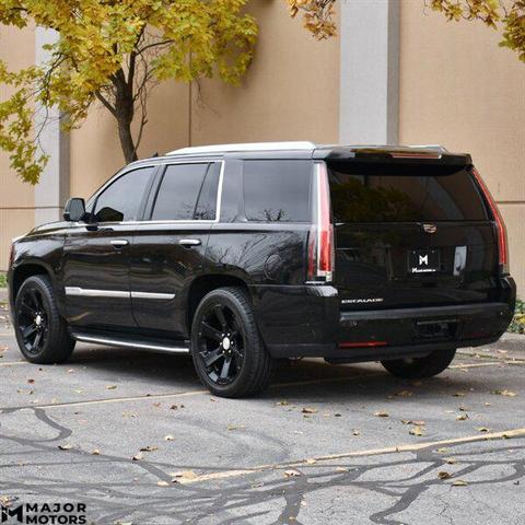 2018 cadillac escalade base