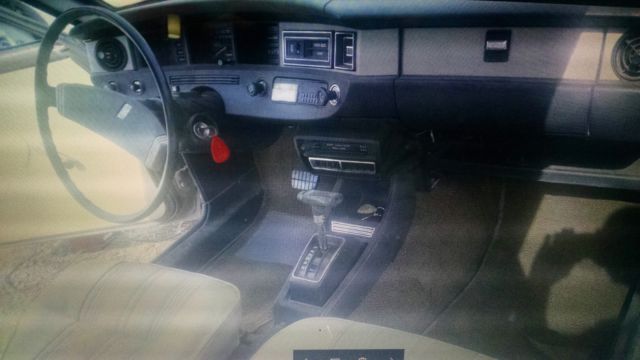 1976 datsun b210