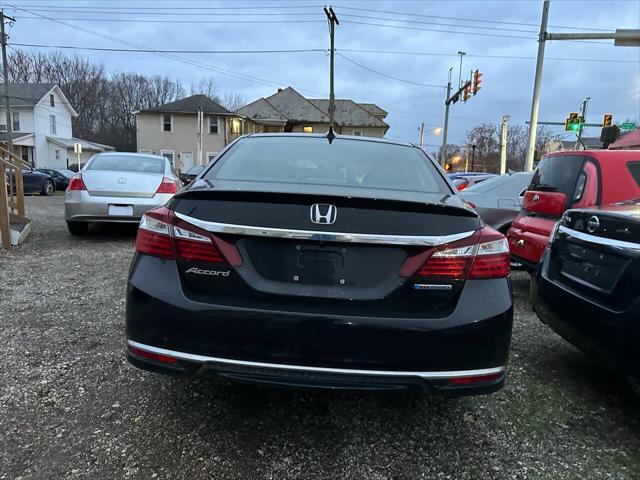 2017 honda accord hybrid base