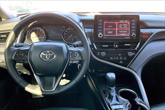 2024 toyota camry se