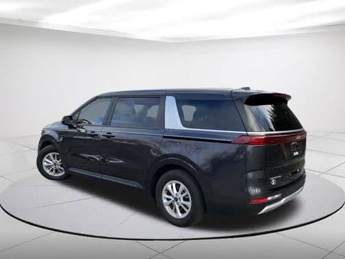 2023 kia carnival lx in sheboygan, wisconsin