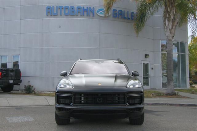 2023 porsche cayenne e-hybrid s