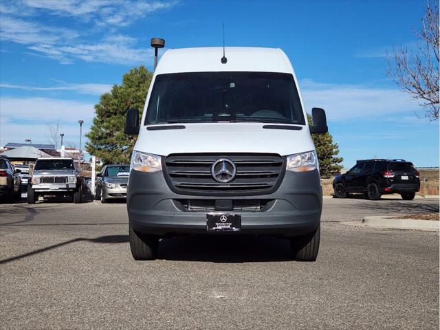 2025 mercedes-benz sprinter 2500 standard roof