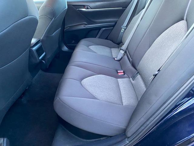 2021 toyota camry hybrid le