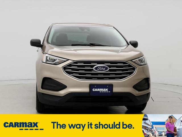 2020 ford edge se
