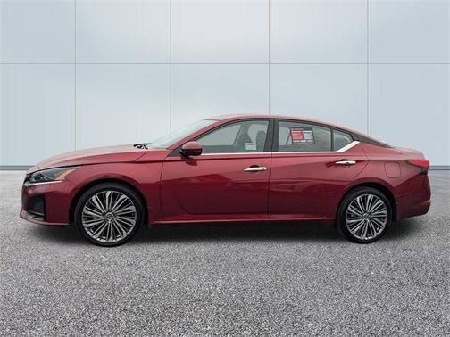 2023 nissan altima