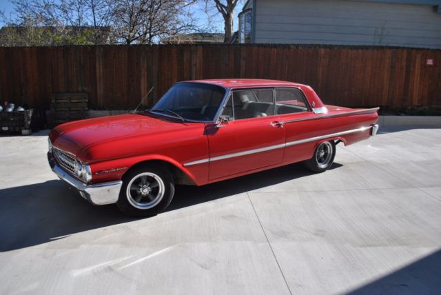 1961 ford galaxie club victoria 2 door hardtop big block tri-power 4 speed