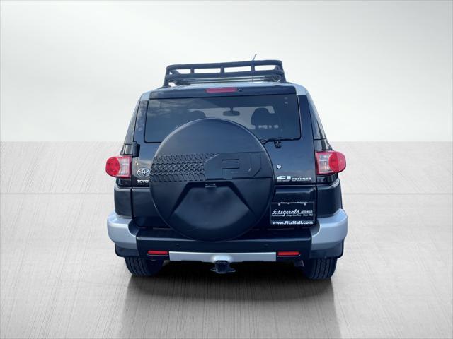 2010 toyota fj cruiser base