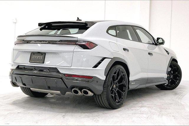 2023 lamborghini urus performante