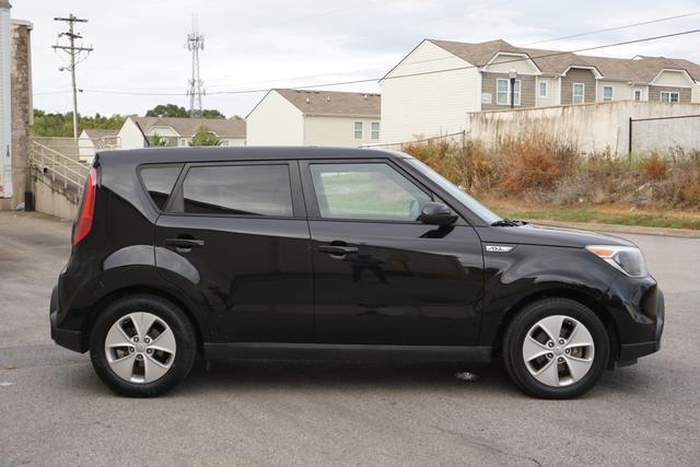 2016 kia soul base
