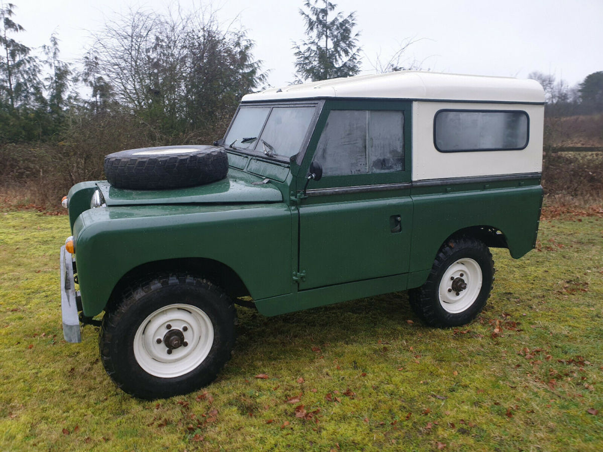 land rover series 2 1966 left hand drive lhd diesel new paint solid rails swb 88