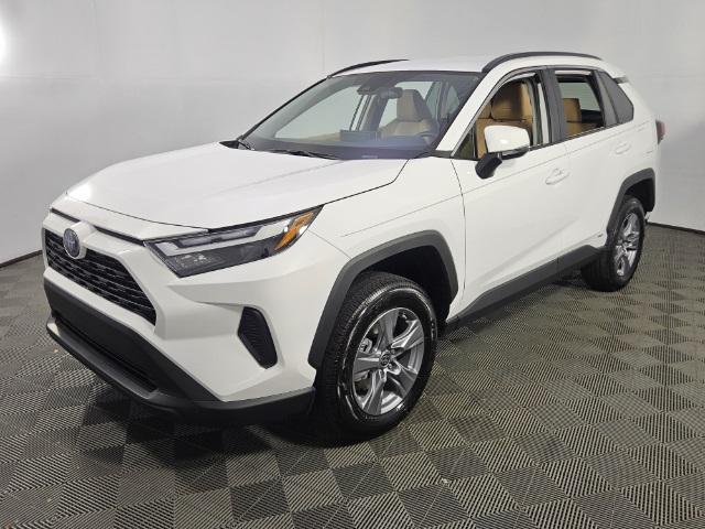 2024 toyota rav4 hybrid le