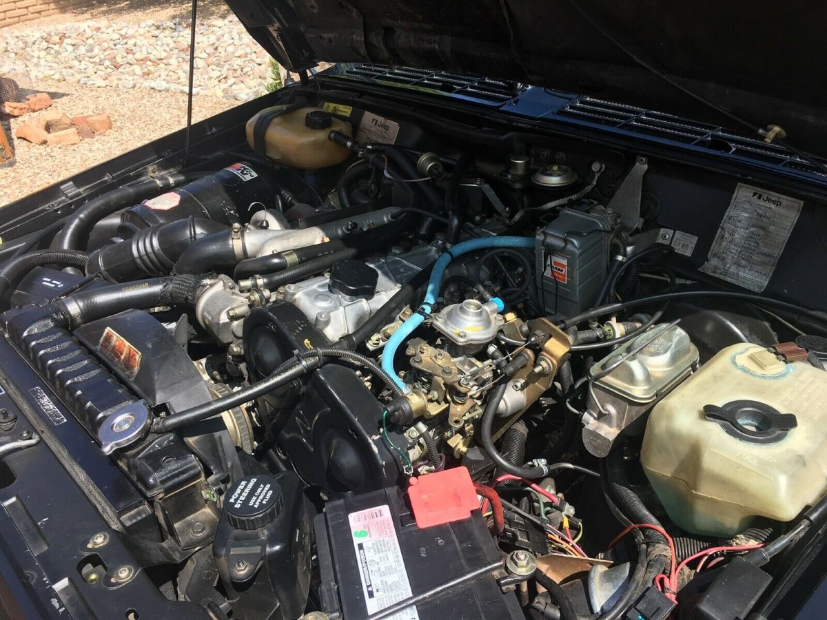 89 jeep cherokee xj factory diesel , 2door