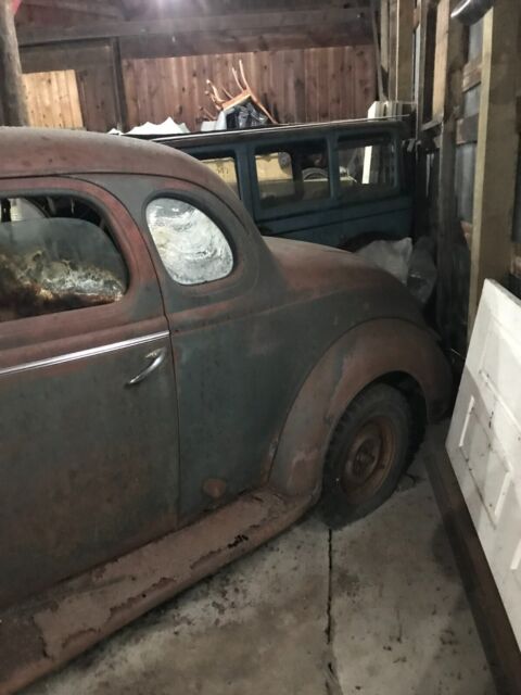 1938 chrysler royal coupe 2-seater