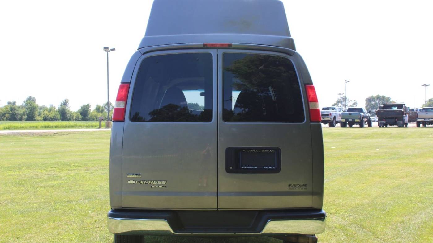 2011 chevrolet express 2500