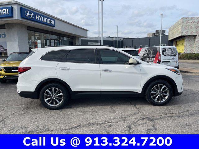 2017 hyundai santa fe se