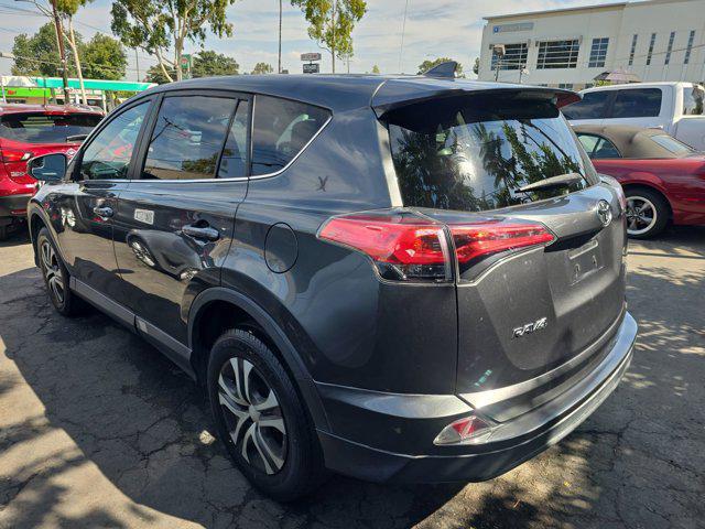 2018 toyota rav4 le