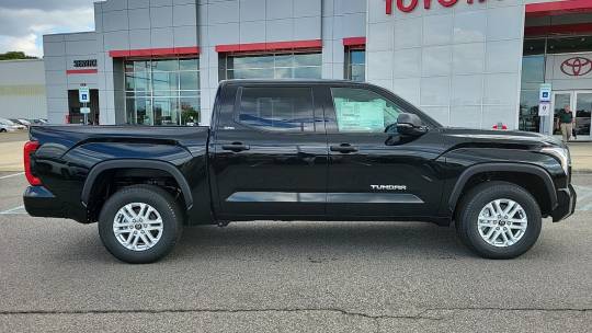 new 2024 toyota tundra sr5 crewmax 5.5' bed 2wd