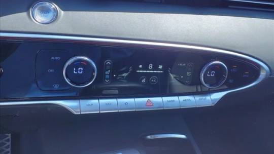 2025 Genesis GV70