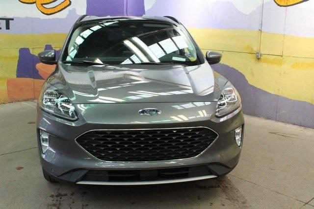 2021 ford escape titanium