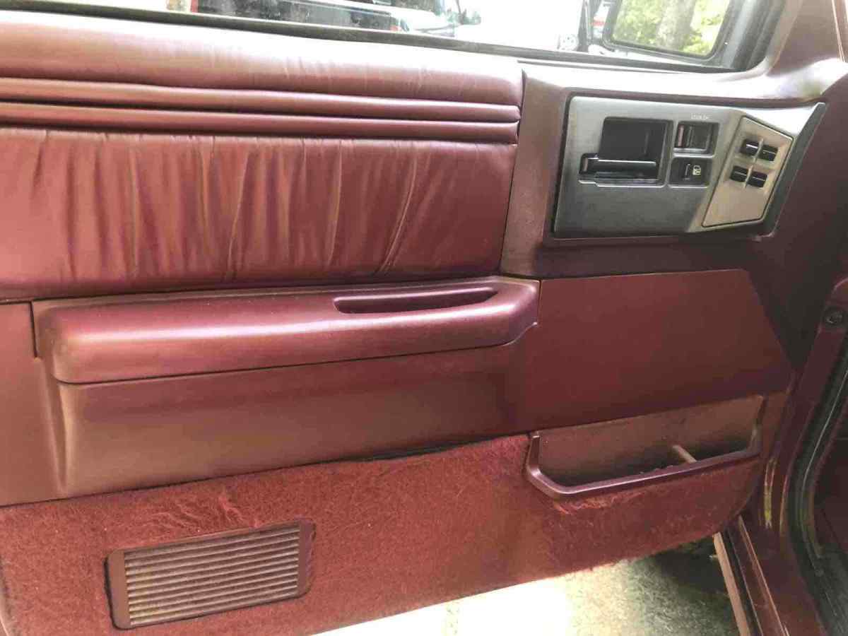 1992 oldsmobile bravada suv red
