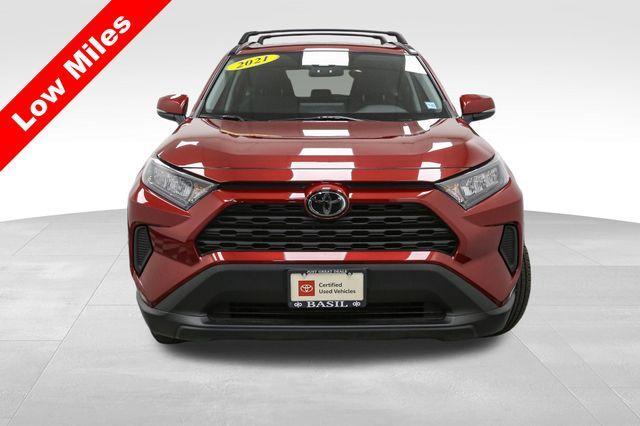 2021 toyota rav4 le