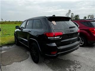 2020 Jeep Grand Cherokee laredo