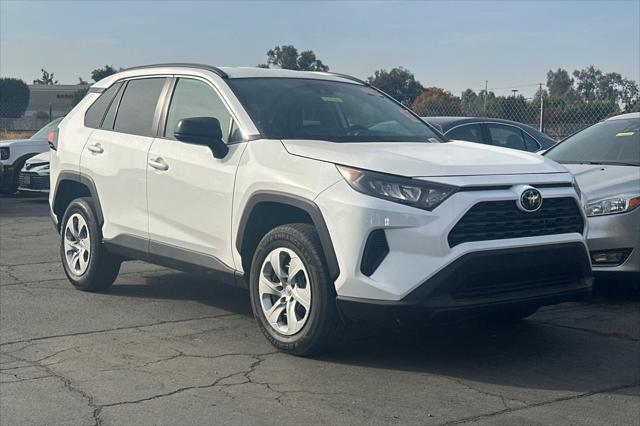 2021 toyota rav4 le