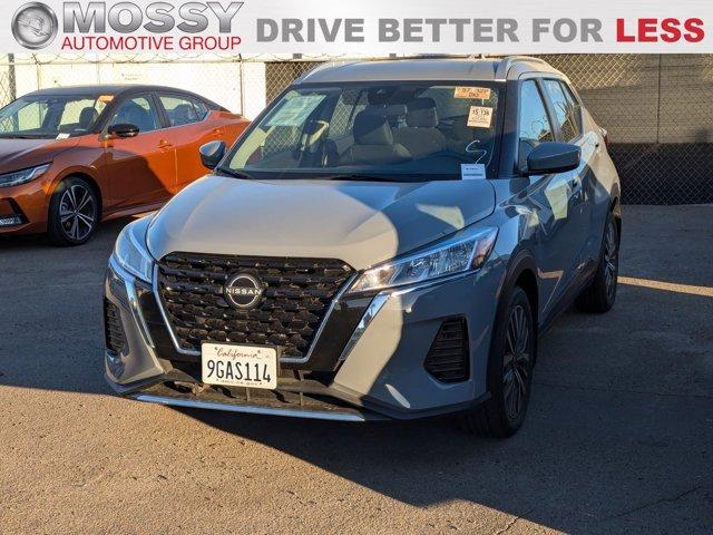 2023 nissan kicks sv
