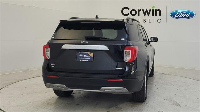 2022 ford explorer xlt