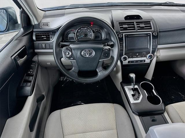2013 toyota camry le