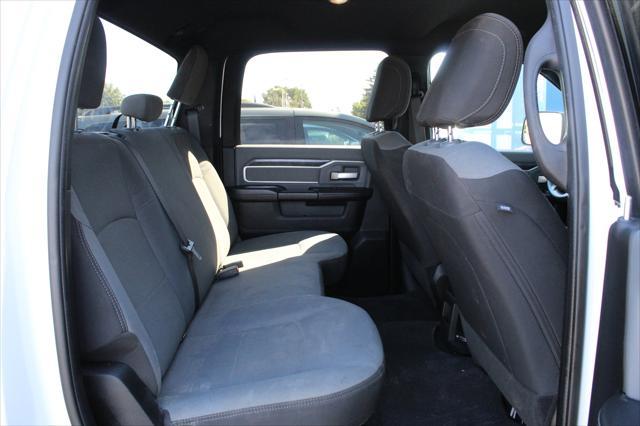 2022 ram 2500 big horn crew cab 4x4 8' box
