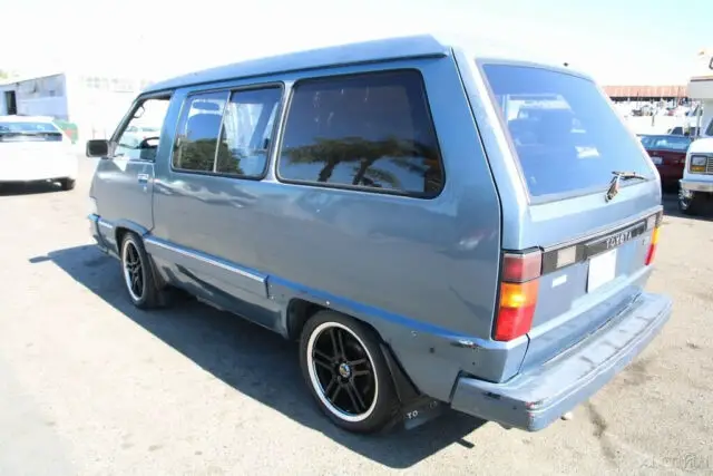 1987 toyota van le automatic 4 cylinder no reserve