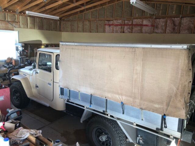 1974 toyota land cruiser tan 4wd manual fj45