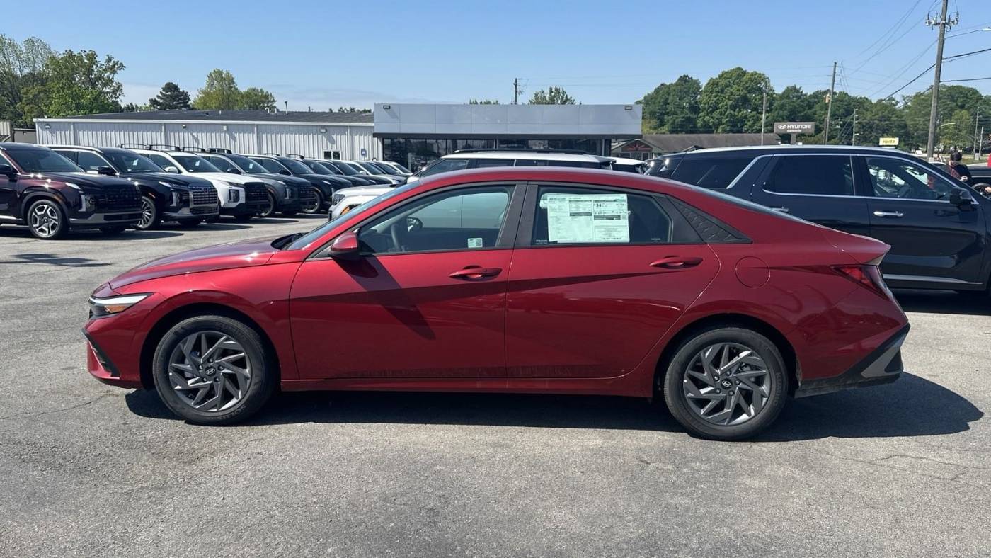 2024 hyundai elantra sel