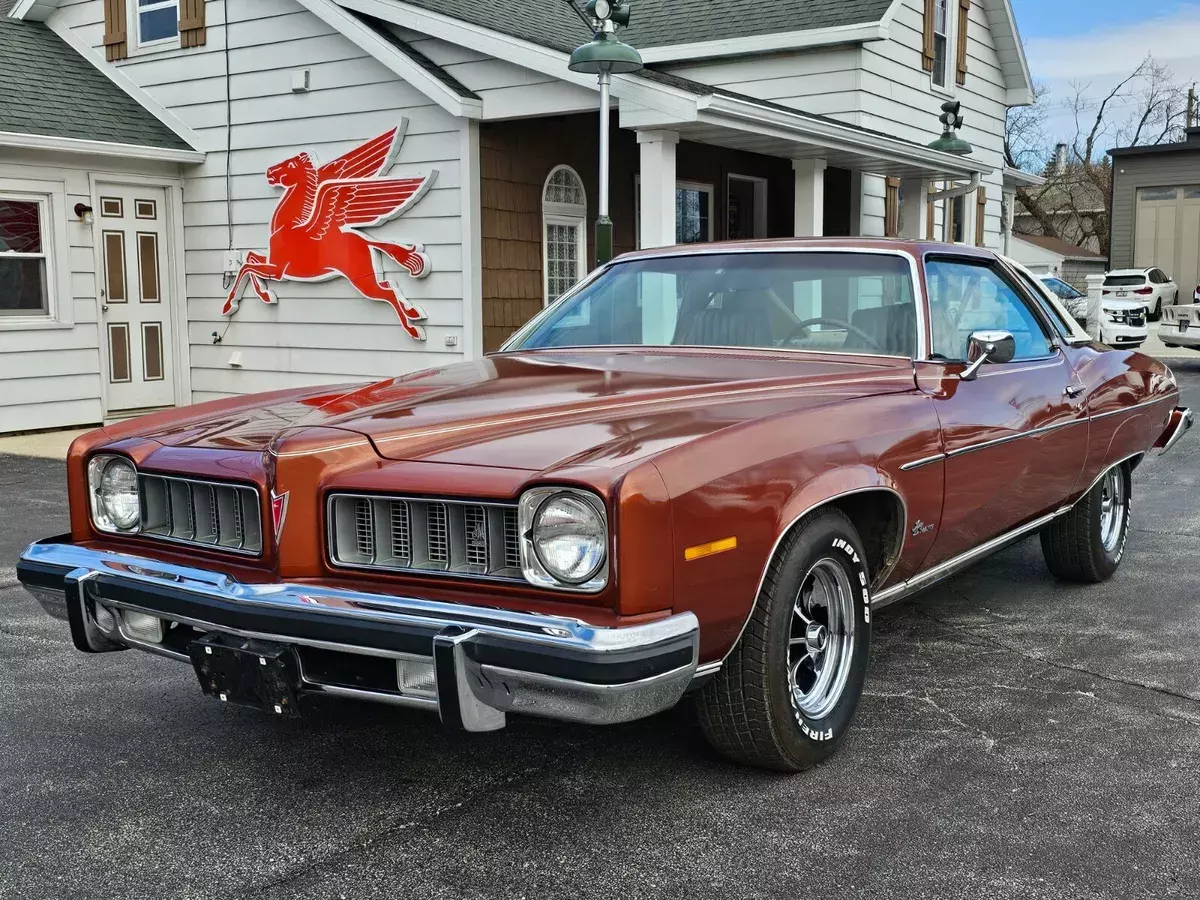 1974 74 pontiac le mans luxury 2-door coupe
