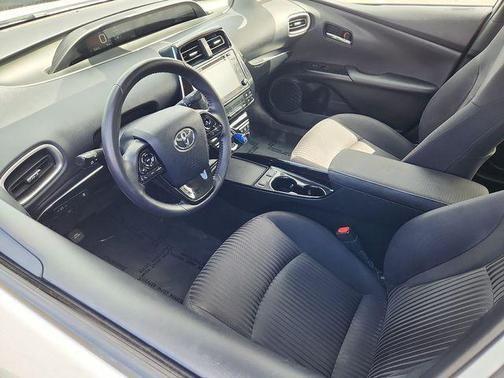 2020 toyota prius prime