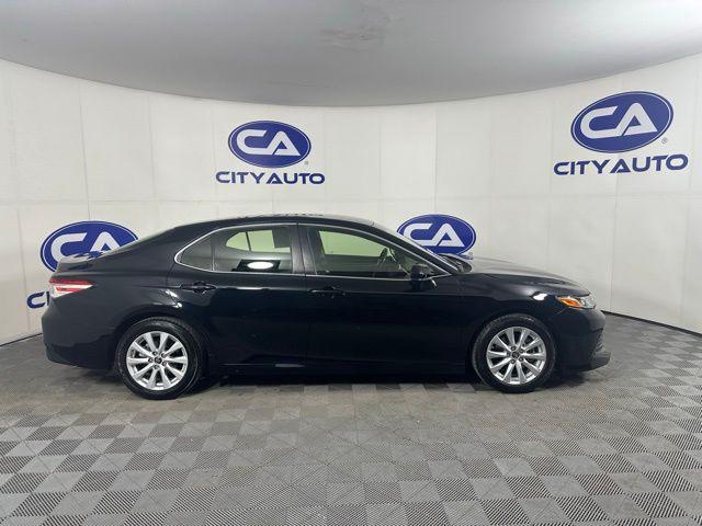 2018 toyota camry l