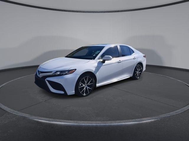 2023 toyota camry hybrid se