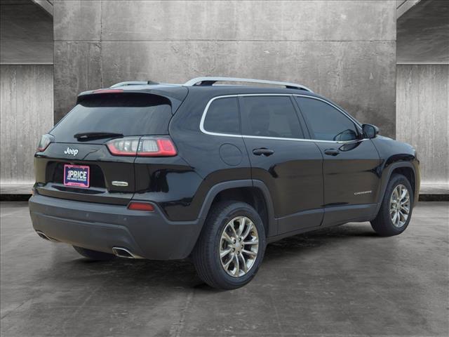 2021 jeep cherokee latitude lux