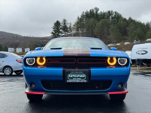 2023 dodge challenger sxt
