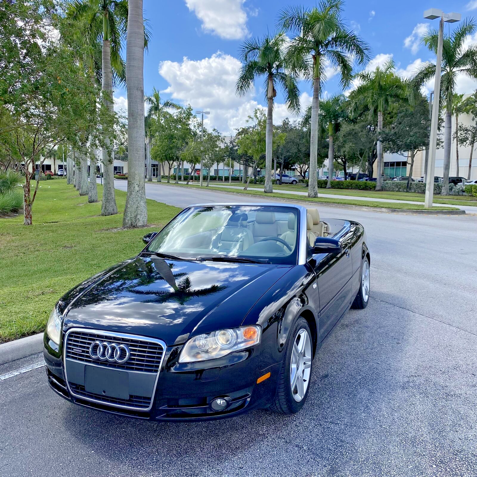 2007 audi a4 2.0t quattro awd nav fully loaded non smoker!